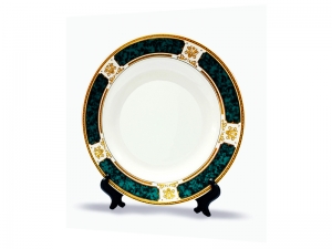 7.5&#039;&#039; Rim Plate with Green Design